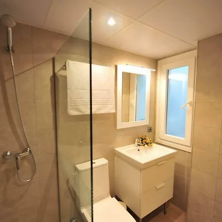 Modern Near Gibraltar With Terrace And Parking * جيريز