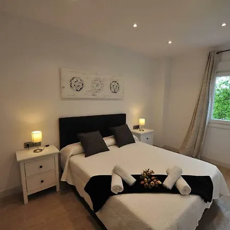 Modern Near Gibraltar With Terrace And Parking *
